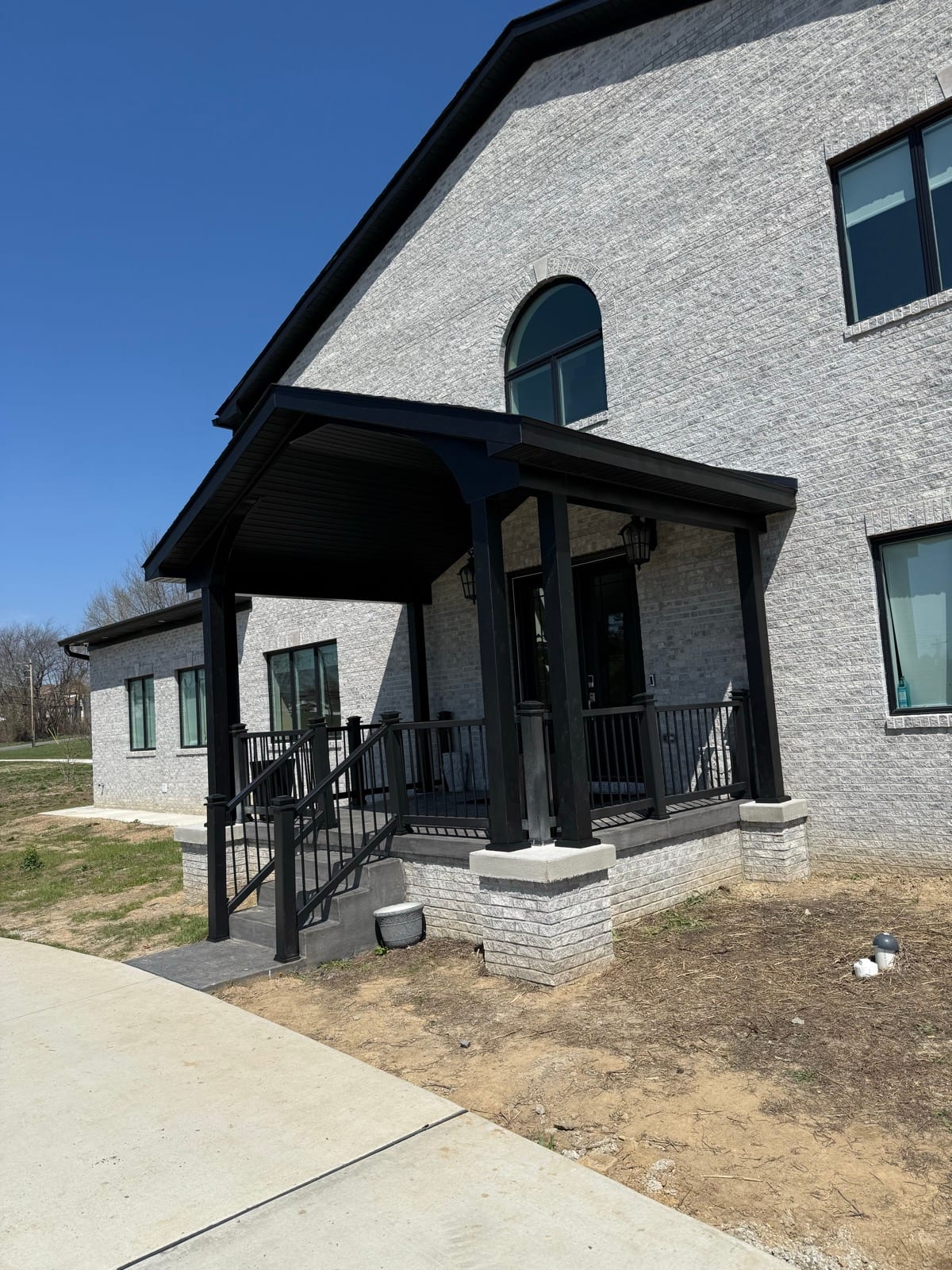 Covered Porch & Railings
